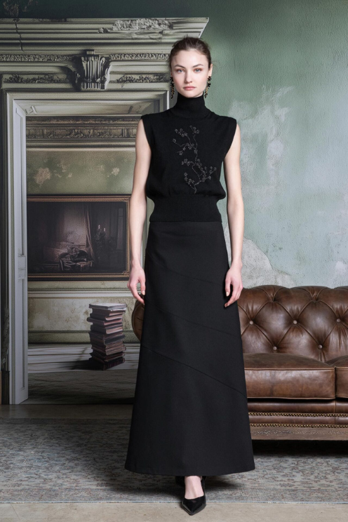 Stretch Merino Sleeveless Pull with Lurex Trimming