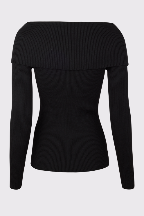 Kiara Off The Shoulder