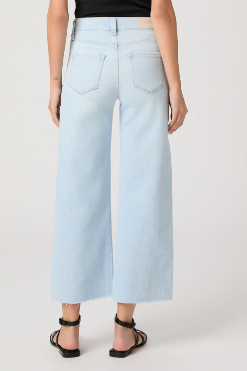 Anessa With Raw Hem - Motif
