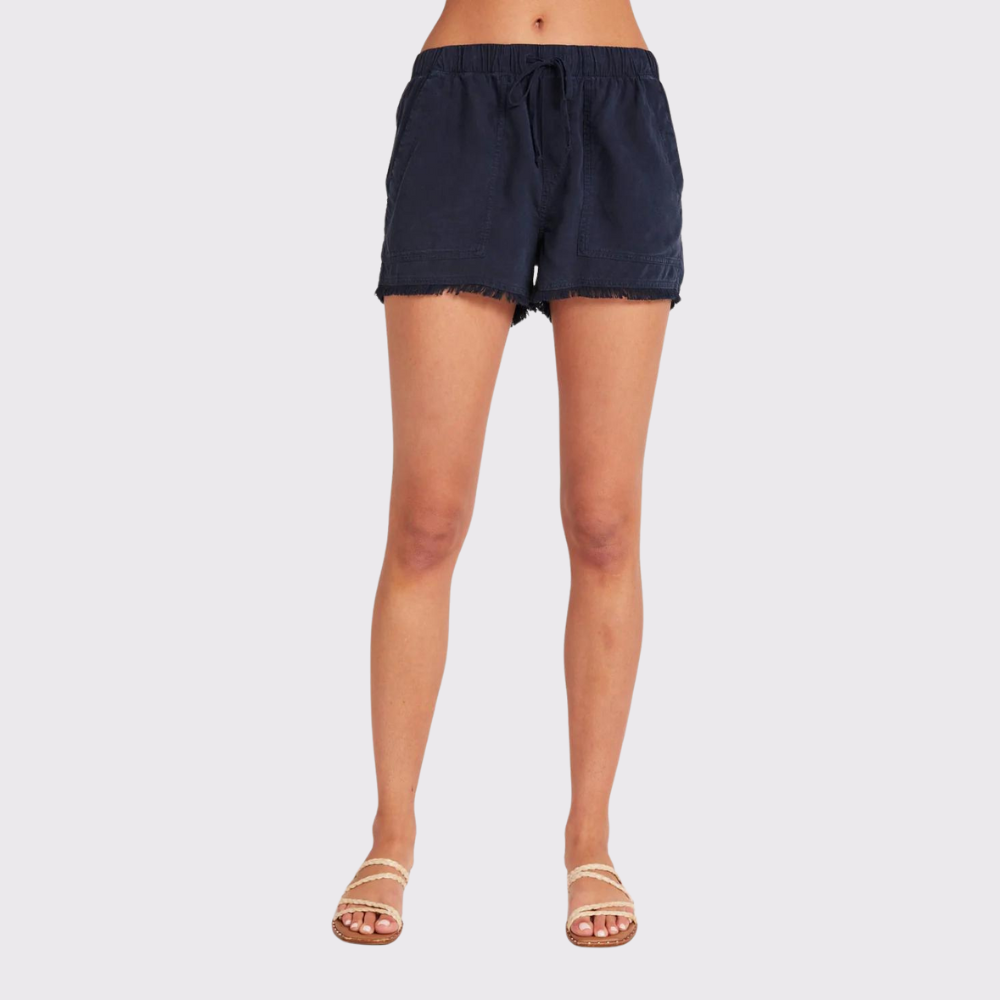 Bella Dahl Frayed Hem Pocket Short in Endless Sea