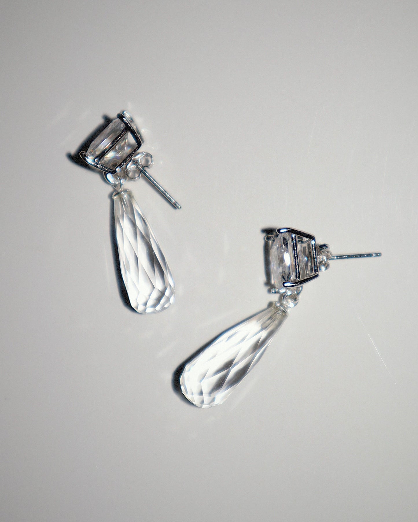 Bourbon Lucite Briolet