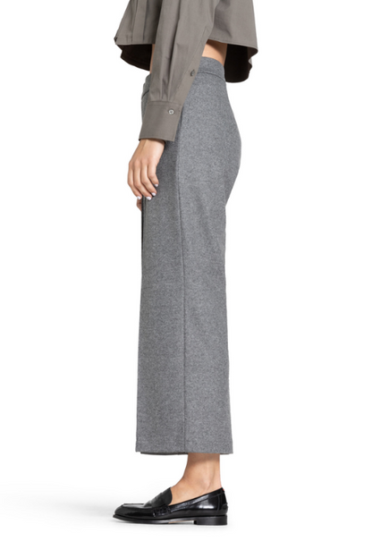 Cameron Pant in Stone Grey Mala
