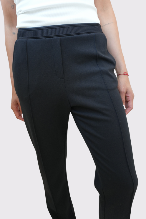 Slim Pull-On Pant