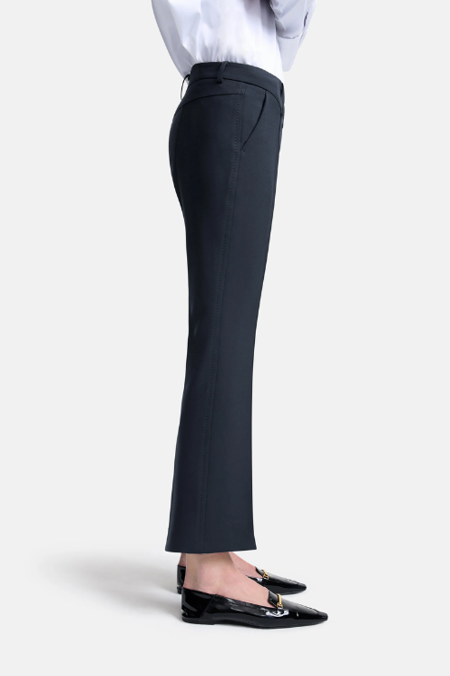 Farah Pant in Dark Navy