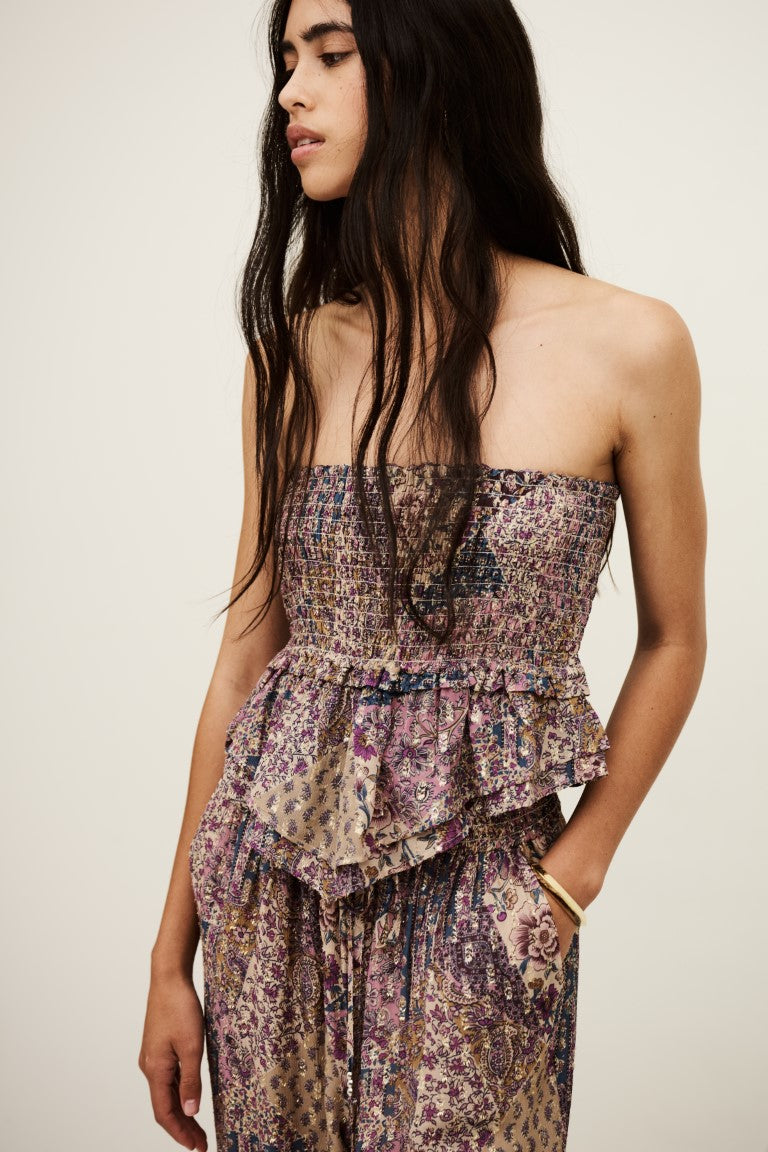TOP PRETTY