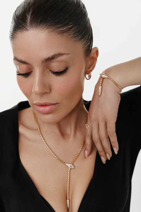Short Serpent Lariat