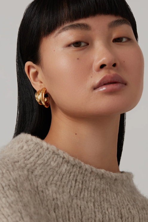 Leona Hoops