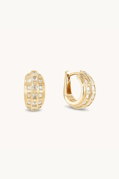 Gia Huggie Hoops