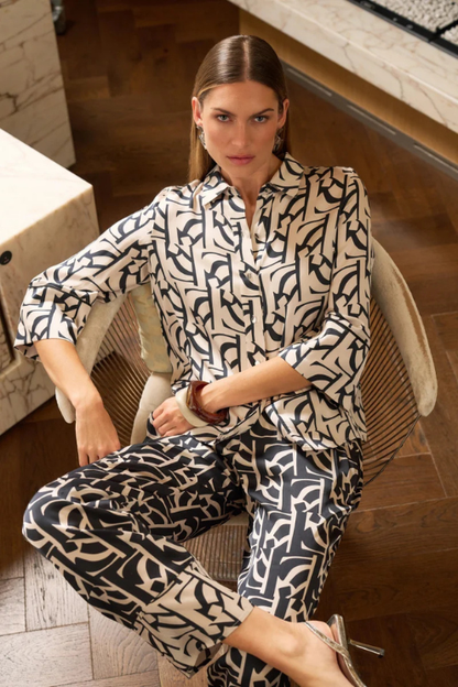 Graphic Print Blouse