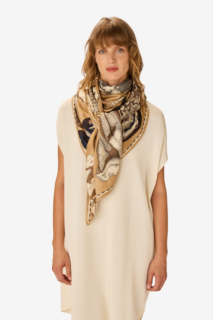 Archives Square – Natural