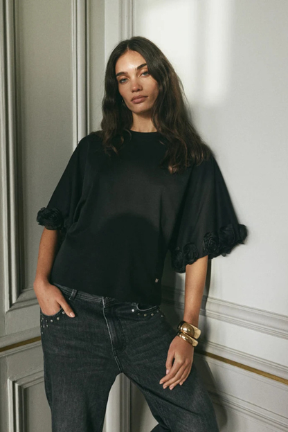 Rosette Tee