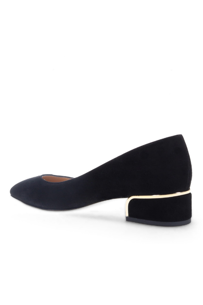 Elexia Low Heel Pump