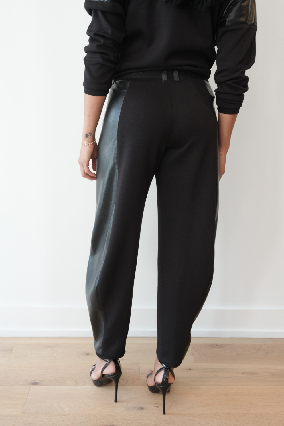Pleather O-shape Jogger