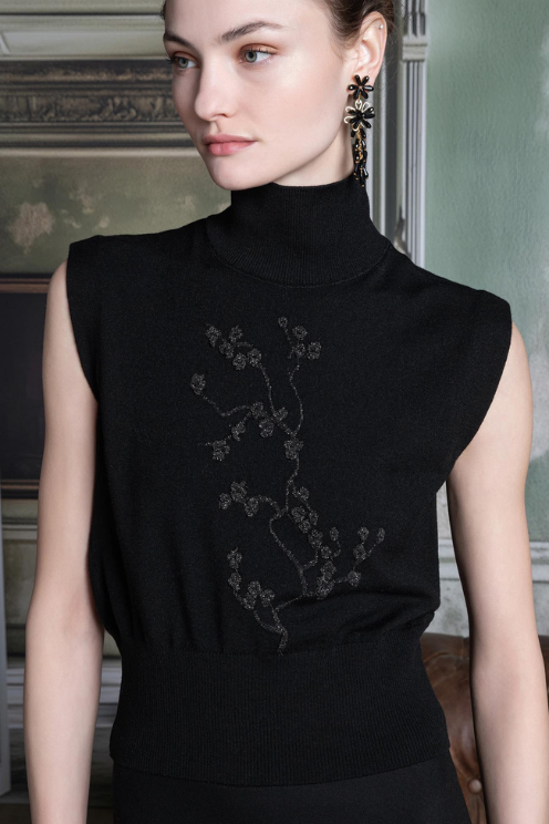 Stretch Merino Sleeveless Pull with Lurex Trimming
