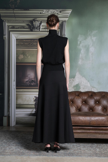 Stretch Merino Sleeveless Pull with Lurex Trimming