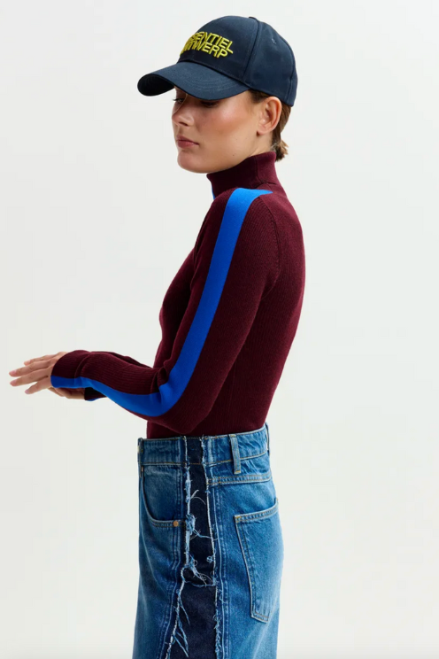 Iffort Contrast Turtleneck