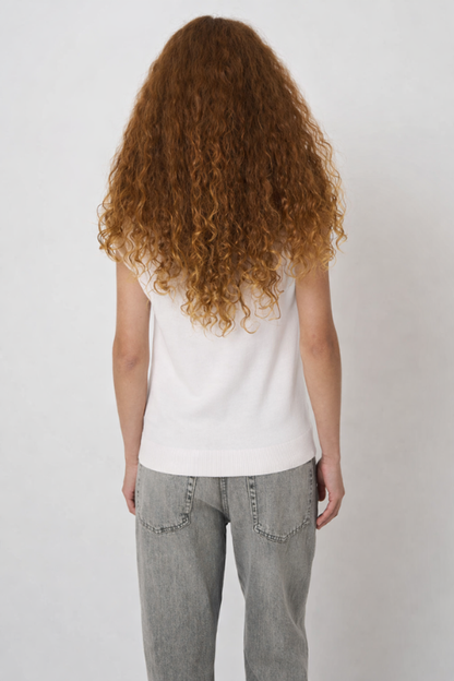 Sleeveless Knitted Pullover