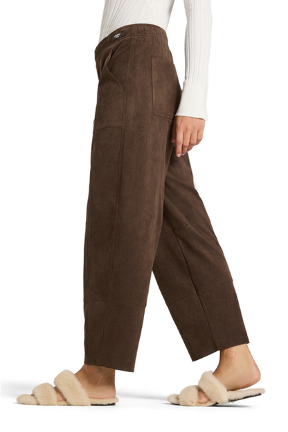 Ophelia Faux Suede O-shape Pull on Pant