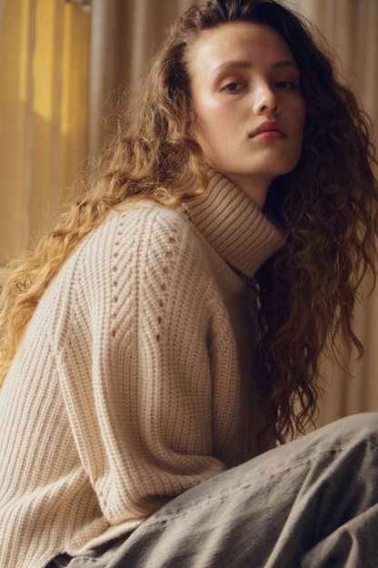 Wool-Cashmere Chunky Rib Turtleneck Sweater
