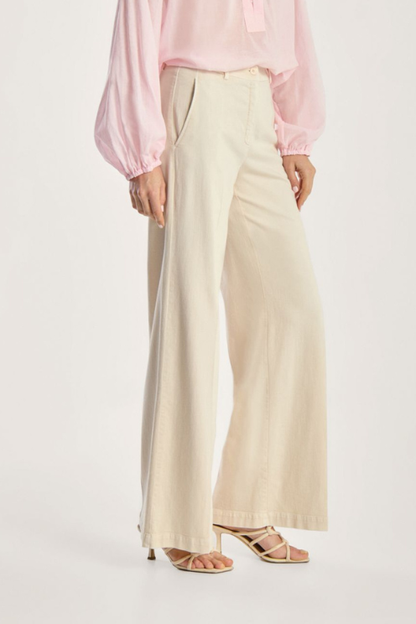 Shiloh Drapey Denim - Crema