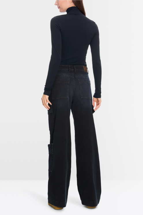 Delicate Roll-Collar Pullover