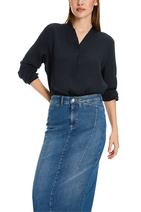 V-neck Longsleeve Blouse