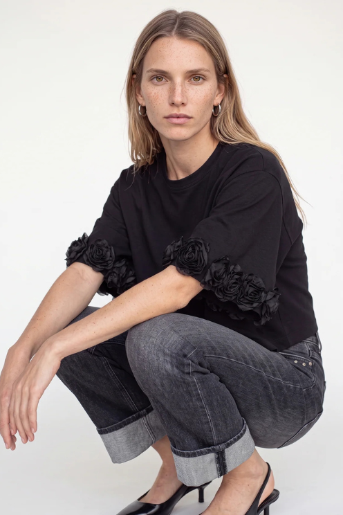 Rosette Tee