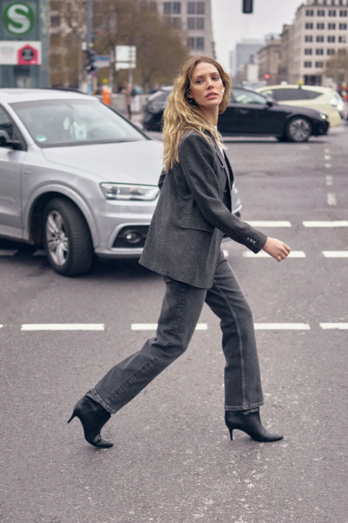 Svala Blazer