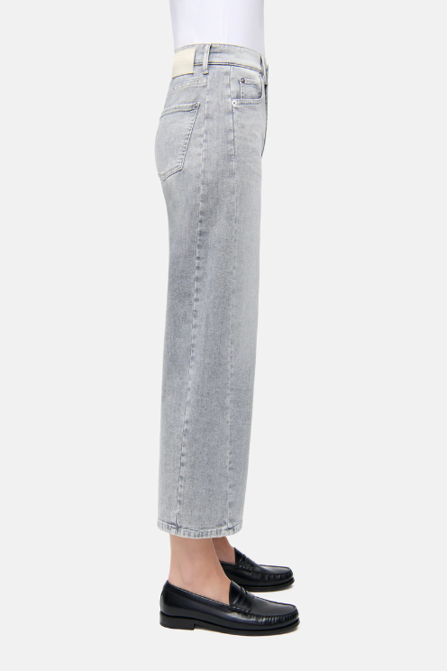 Oria O-shaped Cropped Denim