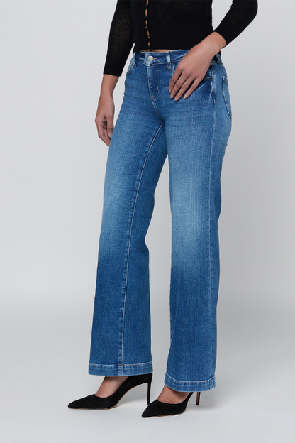 Joanne Low-Rise Wide-Leg Jean