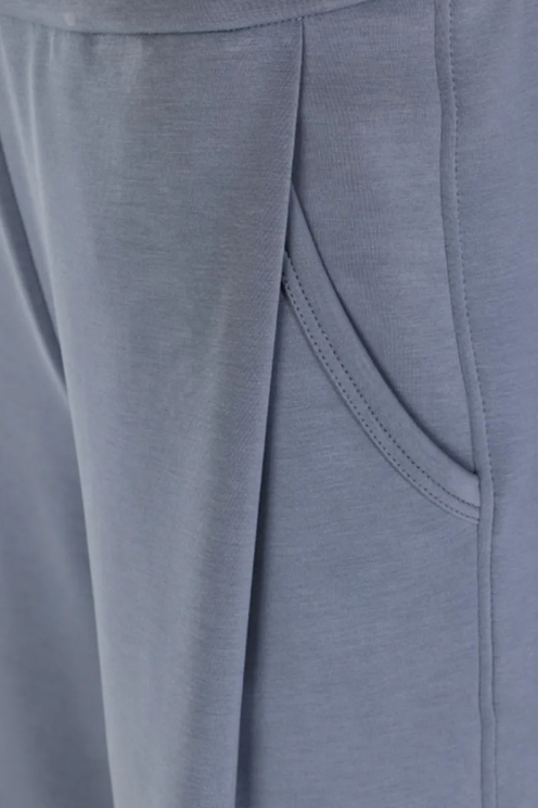 Wide-cut Joggers