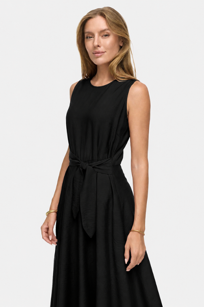 Sleeveless Midi dress