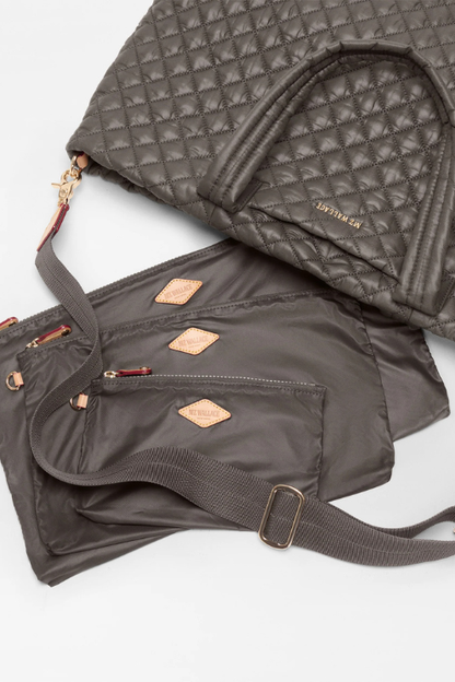 Magnet Large Metro Tote Deluxe