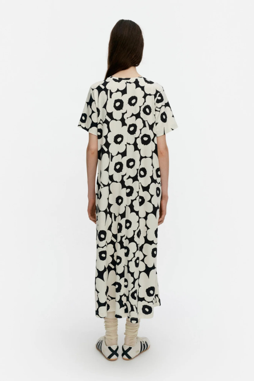 Pisteinen Unikko Dress