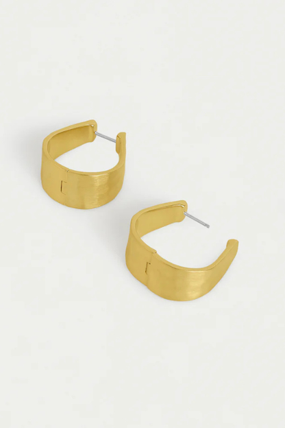 Mara Hinged Hoops