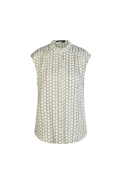 Graphic Print Sleeveless Blouse