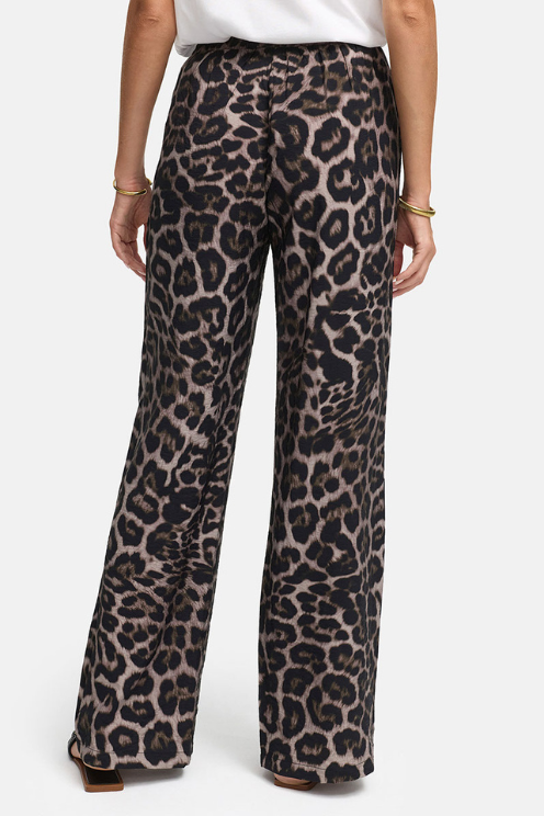 Leopard Print Wide-Leg Pant