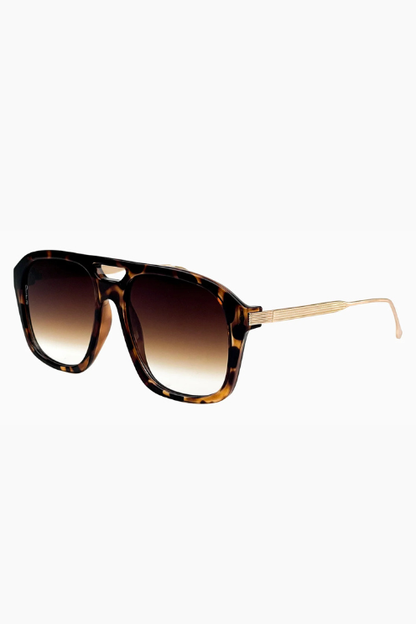 Reina - Tortoiseshell
