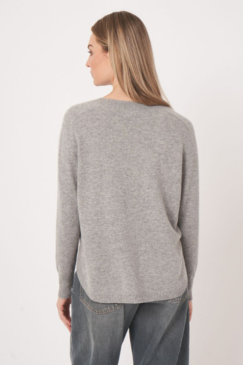 Round Hem Cashmere Sweater