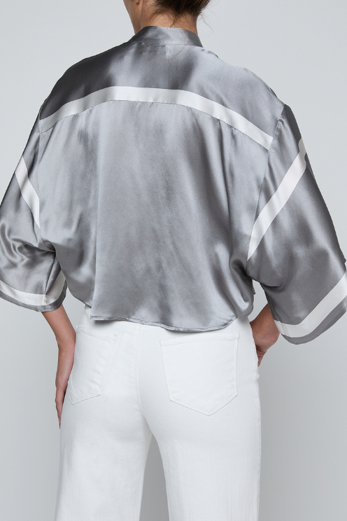 Dru Mandarin Crop Blouse