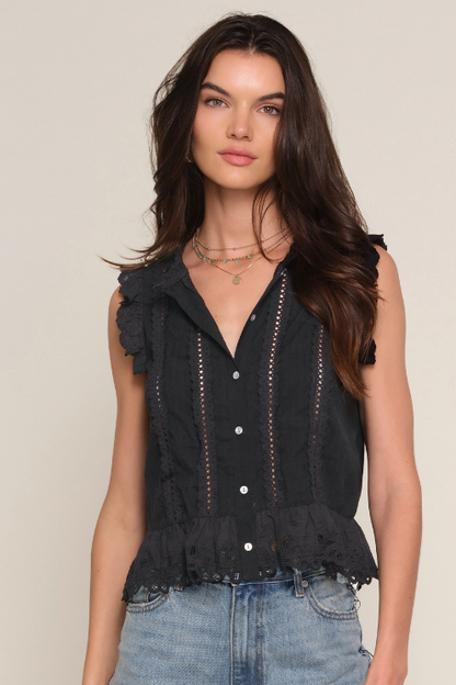 Dia Eyelet Hem Top
