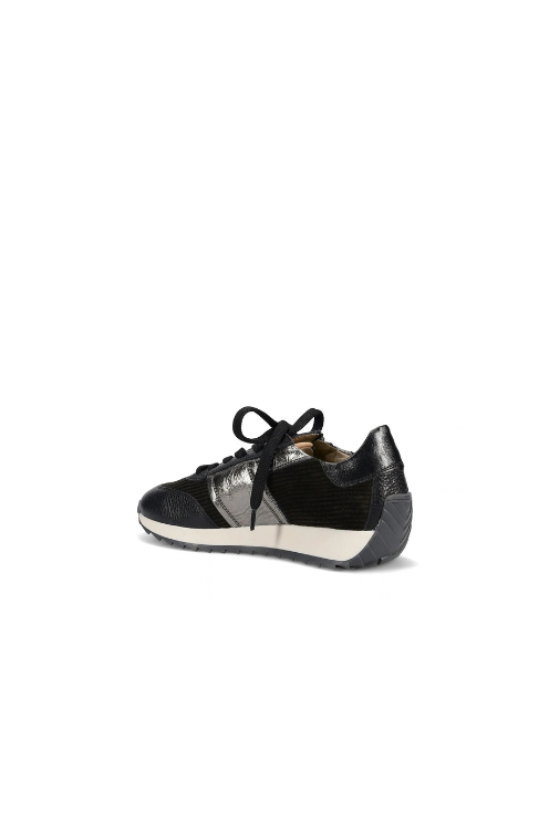 Zuri Onyx Sneaker