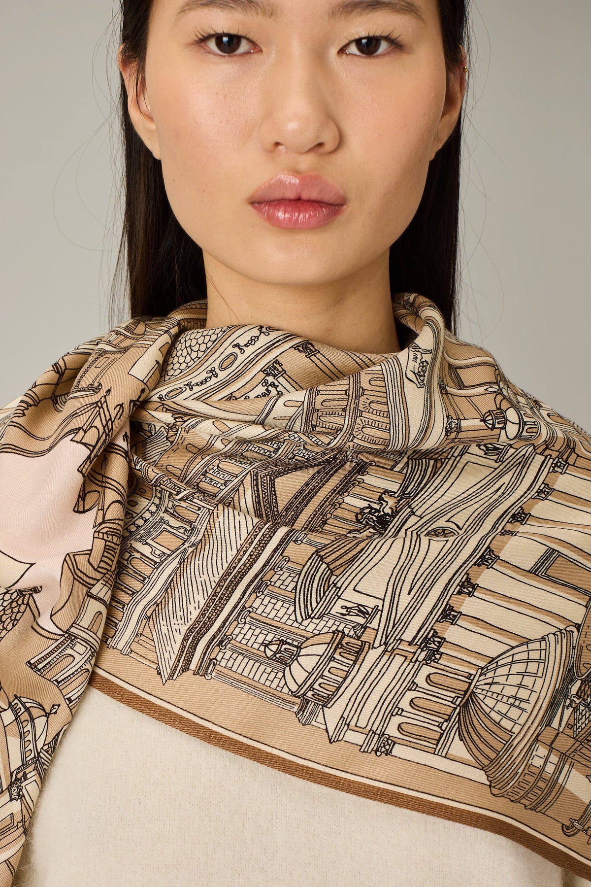 SQUARE / CARRE 100 ROMA BEIGE/BEIGE