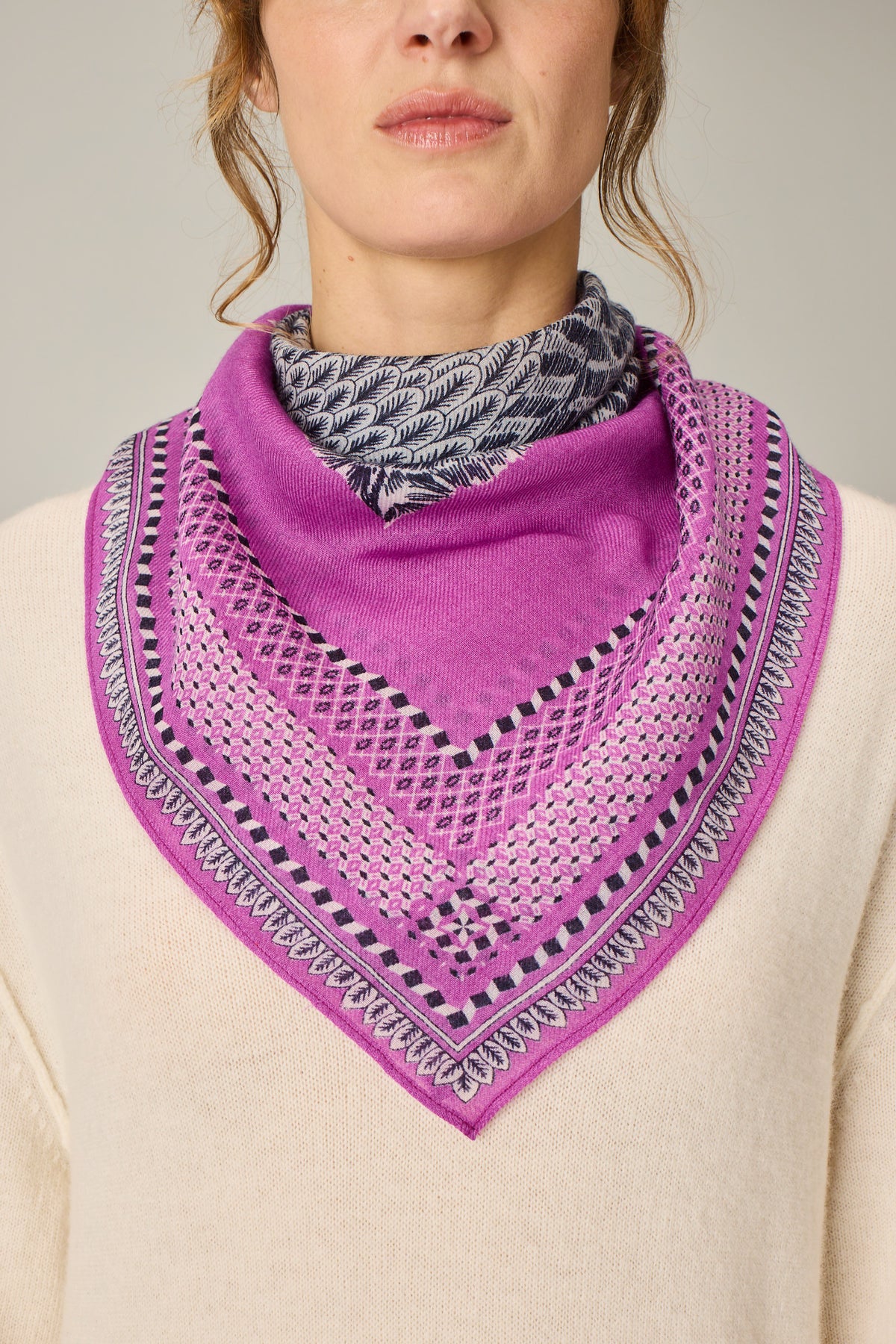 SQUARE / CARRE 70 CHOUETTE PURPLE/VIOLET