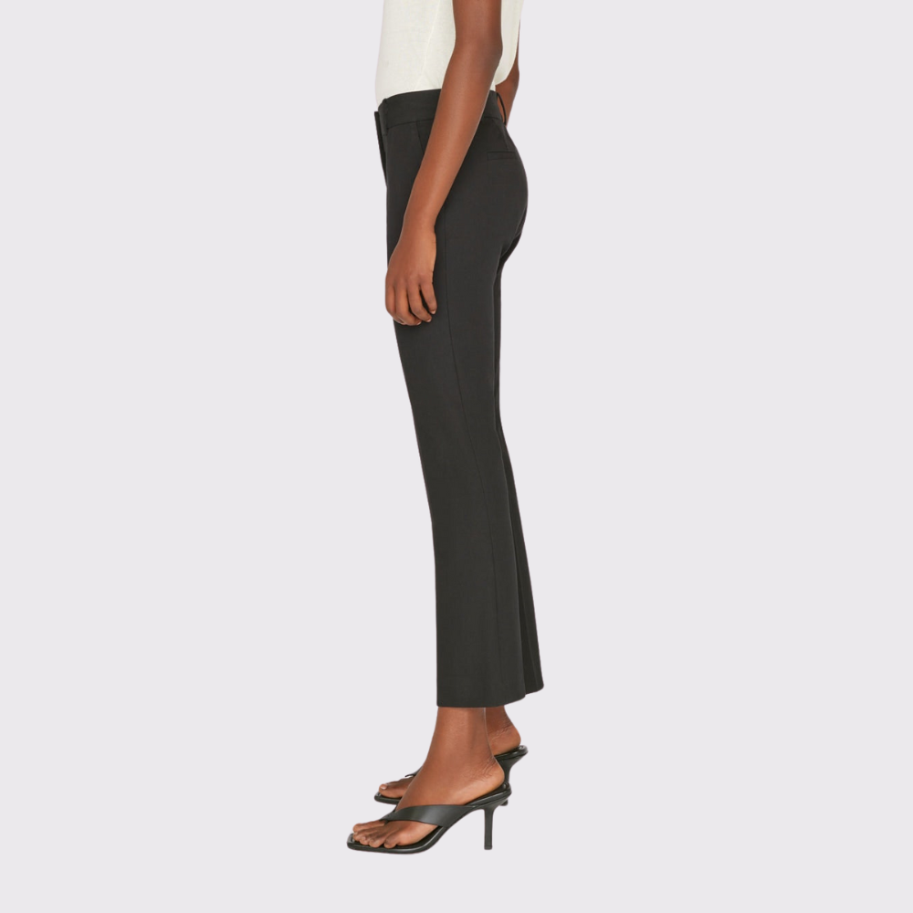 Frame Le Crop Mini Boot Trouser in Noir