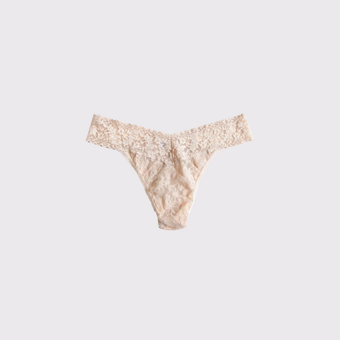 Hanky Panky Signature Lace Original Rise Thong in Chai