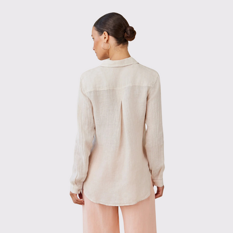 Bella Dahl Linen Pocket Button Down - Linen Sand