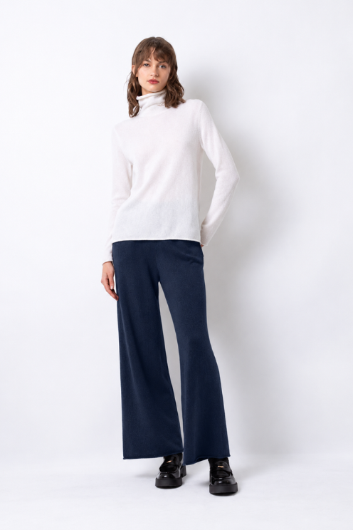 Straight Knit Trousers